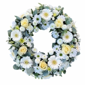 white-ivory-cream-roses-wreath-ring-circle-of-life-funeral-flowers-delivered-strood-rochester-kent