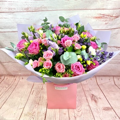 scrumptious-pretty-pink-lilac-handtie-bouquet-freesia-roses-flowers-delivered-strood-rochester-medway-kent