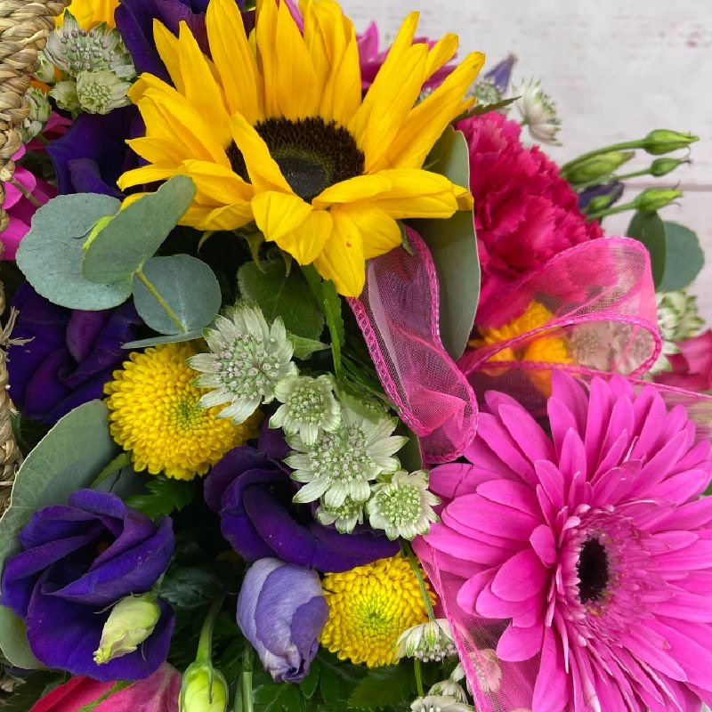harlequin-bright-colourful-basket-arrangement-flowers-delivery-strood-rochester-medway-kent