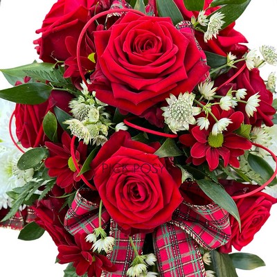 tartan-scottish-scotland-cross-wreath-funeral-flowers-delivered-strood-rochester-medway-kent