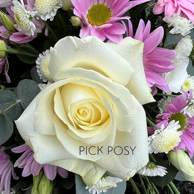 pink-white-double-ended-open-ended-spray-funeral-flowers-tribute-delivered-strood-rochester-medway-kent