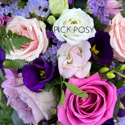 pink-lilac-purple-loose-open-heart-funeral-flowers-wreath-delivered-strood-rochester-medway-kent