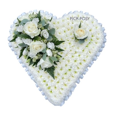 all-white-based-funeral-heart-wreath-flowers-tribute-delivered-strood-rochester-medway-kent