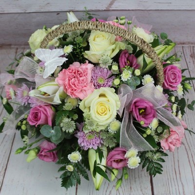 Basket-arrangement-flower-delivery-strood-rochester-medway-kent-pick-a-posy 