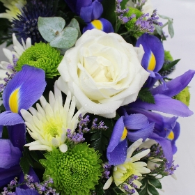 classic-wreath-loose-funeral-flowers-ring-circle-of-life-delivered-strood-rochester-medway-kent