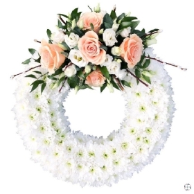 white-peach-based-ring-wreath-circle-of-life-delivered-strood-rochester-medway-kent