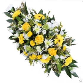 yellow-white-double-ended-open-ended-spray-funeral-flowers-tribute-delivered-strood-rochester-medway-kent