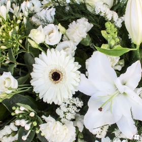 white-lilies-roses-casket-coffin-spray-funeral-flowers-tribute-delivered-strood-rochester-medway-kent