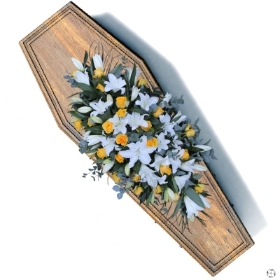 rose-lily-roses-coffin-casket-funeral-flowers-delivered-strood-rcohester-medway-kent