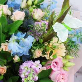 Summer-delight-bouquet-flowers-delivered-strood-Rochester-Medway 