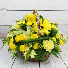 limoncello-basket-yellow-flowers-delivered-strood-rochester-medway