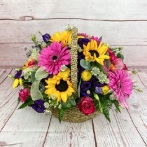 harlequin-bright-colourful-basket-arrangement-flowers-delivery-strood-rochester-medway-kent