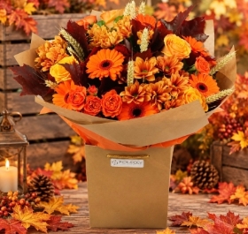 Rustic-oak-autumn-flowers-handtie-bouquet-delivery-strood-rochester-medway-kent