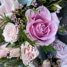 Blush-pink-rose-roses-wreath-ring-circle-of-life-funeral-flowers-tribute-delivered-strood-Rochester-Medway-kent