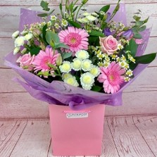 dainty-doll-pretty-pink-lilac-flowers-handtie-aquapacked-bouquet-delivered-strood-rochester-medway-kent