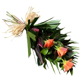 roses-tied-natural-tied-sheaf-wreath-funeral-flowers-tribute-delivered-strood-rochester-medway-kent 