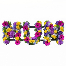 loose-mum-momma-mummy-letters-funeral-flowers-tribute-delivered-strood-rochester-medway -momma-mummy-letters-funeral-wreath-flowers-tribute-florist-delivered-strood-rochester-medway-kent