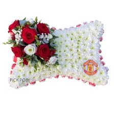 Manchester-united-football-pillow-funeral-flowers-delivered-tribute-strood-rochester-medway-kent