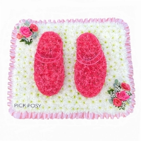 slippers-funeral-flowers-wresath-tribute-delivered-strood-Rochester-Medway-kent